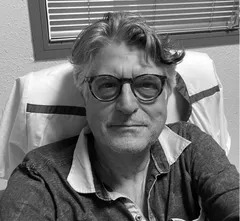 Dr Max Basanisi